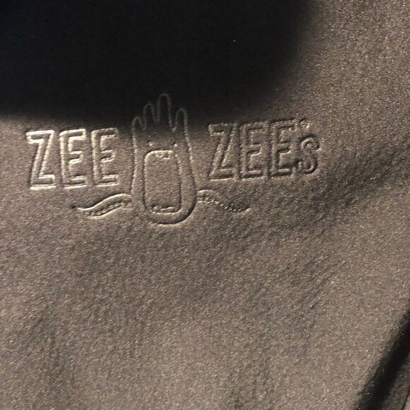 Woman’s elevate light weight jacket size M.   RB2 - Picture 3 of 10